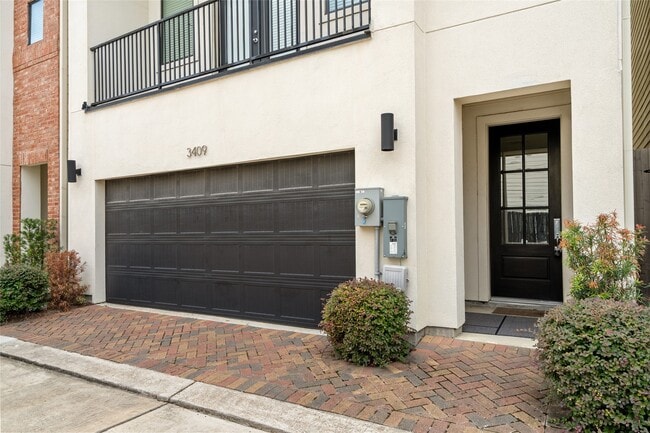 Building Photo - 3409 Kensington Yellow Pl