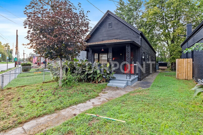 Building Photo - 2631 Northwestern Pkwy