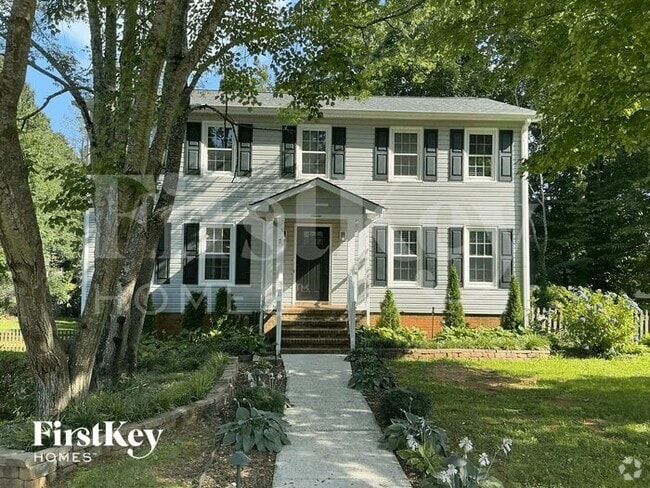 Building Photo - 7 Stoney Glen Pl
