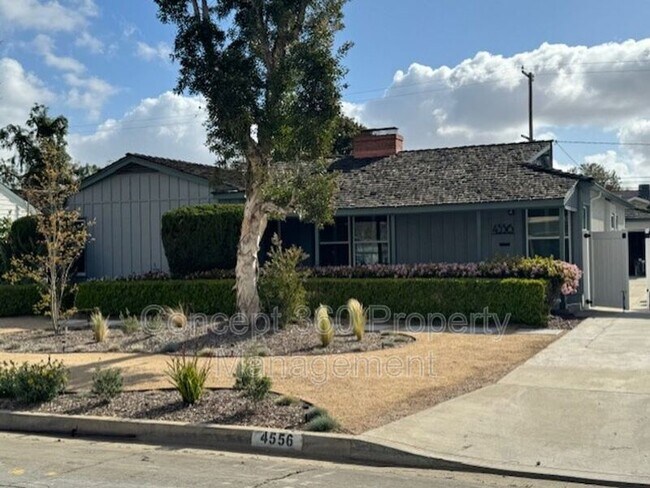 Foto del edificio - 4556 Graywood Ave