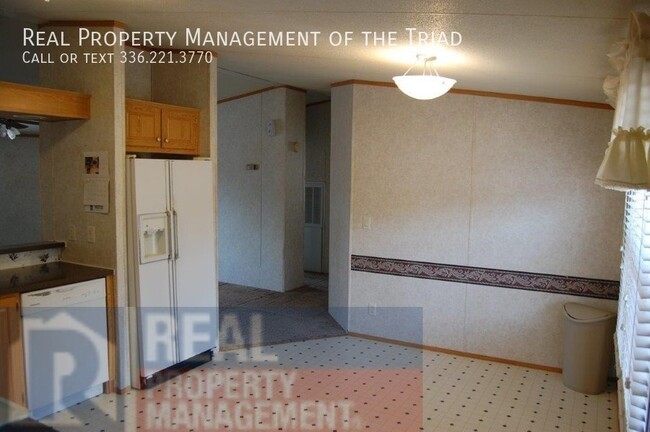 Foto del edificio - *Davidson County* 3 Bedroom 2 Bathroom Ran...