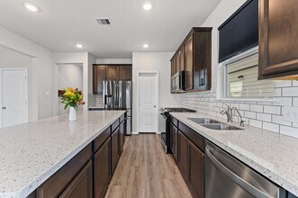Building Photo - 5343 Marisol Cv Dr
