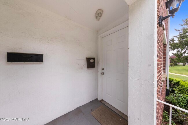 Foto del edificio - 317 Bath Ave