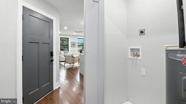 Foto del edificio - 2256 High St SE