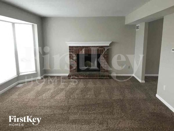 Foto del edificio - 72 Gray Owl Garth Ct