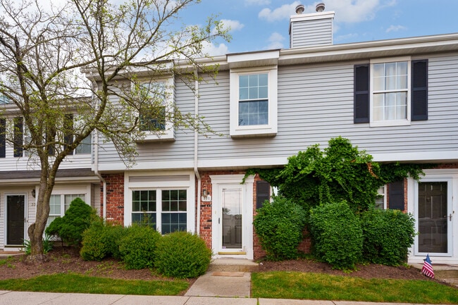 Building Photo - 330 Smithwold Rd