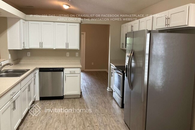 Foto del edificio - 863 S Lilac Loop