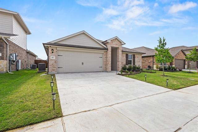 Foto del edificio - 4013 Pinebluff Ln