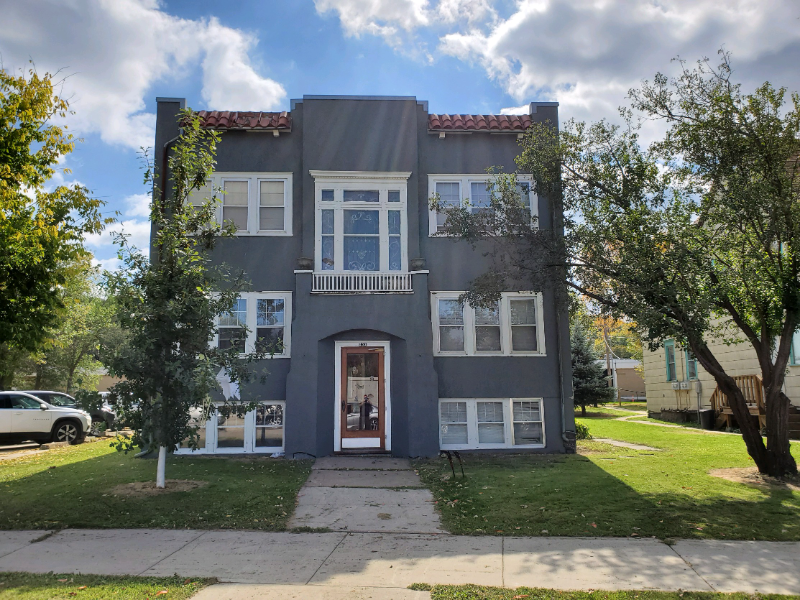 Primary Photo - 253 College St SE