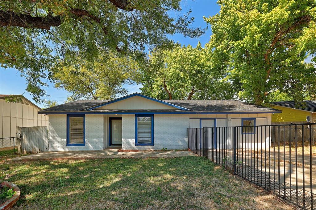 Primary Photo - 4502 Turnstone Dr