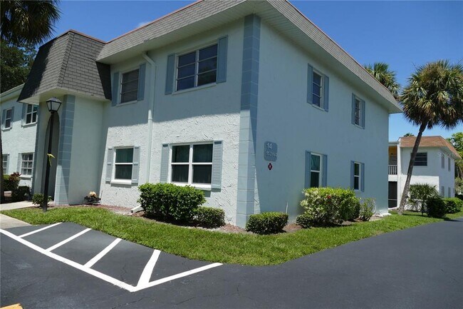 Foto del edificio - 205 S McMullen Booth Rd