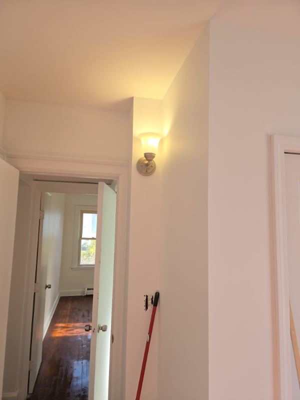 Foto del edificio - 22174 Cushing Ave