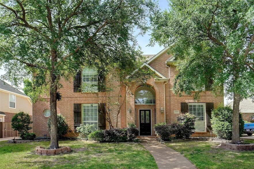 Foto principal - 719 Bryson Way