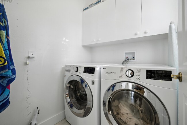 Foto del edificio - 6000 Pinnacle Ln