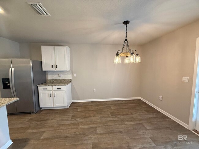 Foto del edificio - 23105 Shadowridge Dr