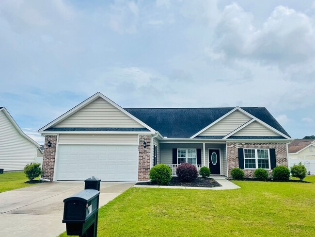 AVAILABLE November! Don't miss this Beauti... - AVAILABLE November! Don't miss this Beauti... House
