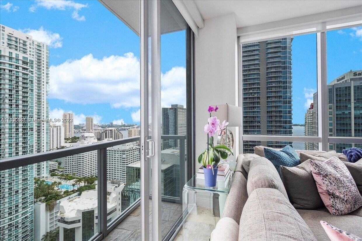 Foto principal - 1060 Brickell Ave