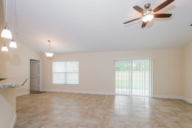 Building Photo - 3182 SW Dimattia Street