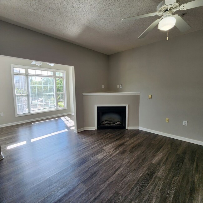Building Photo - 2511 Friedland Pl