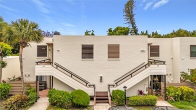 Building Photo - 434 Palm Tree Dr