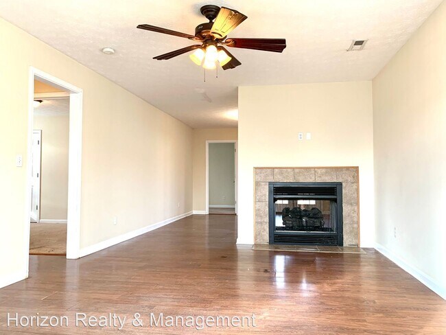 Building Photo - 619 Cavalcade Cir