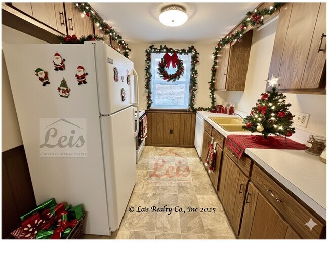 Foto del edificio - 1525 Saratoga Dr