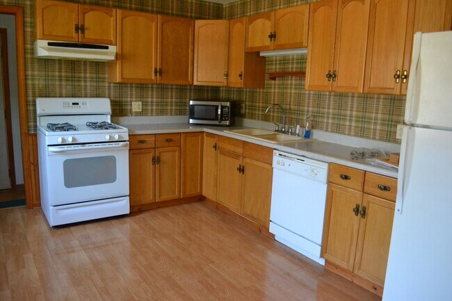 Building Photo - 517 Everette Ave