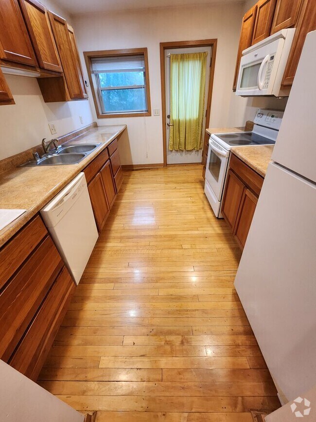 Apartments for rent near Ice Age National Scenic Trail in Madison, WI