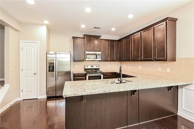 Building Photo - 109 Cessna Dr