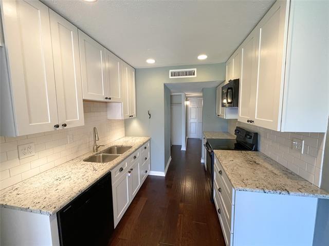 Foto del edificio - 526 Shadowcrest Ln