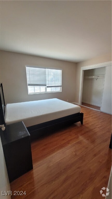 Building Photo - 4556 Inland Ct