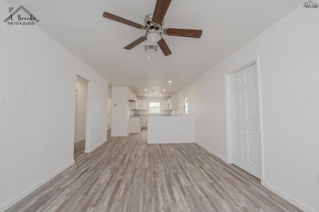 Foto del edificio - 1512 Grayfox Pl