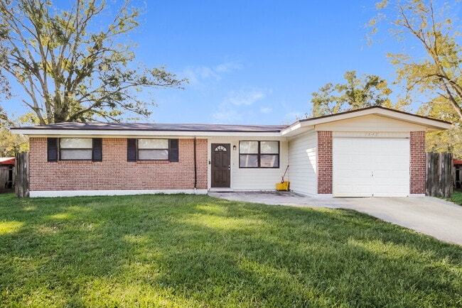 Building Photo - 7642 Contour Dr