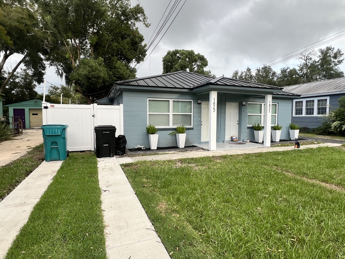 Primary Photo - 1423 Asher Ln