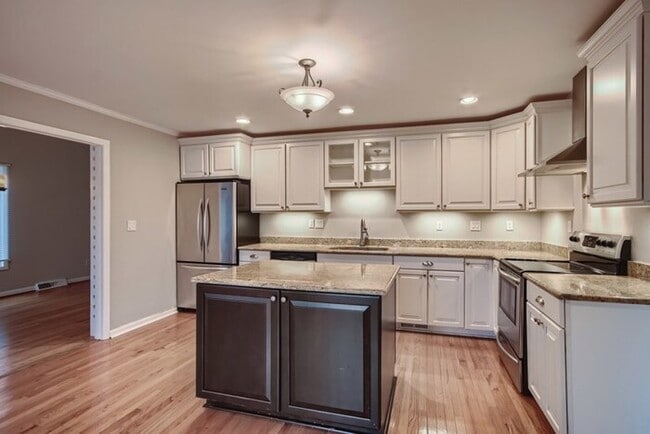 Building Photo - 3717 Smokerise Hill Dr, Charlotte, NC, 28277