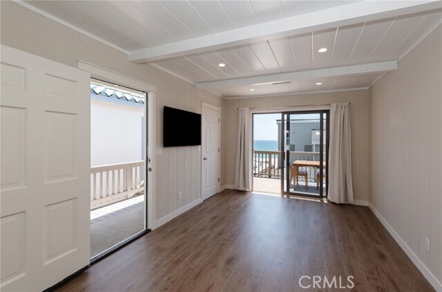 Building Photo - 1609 Ocean Dr