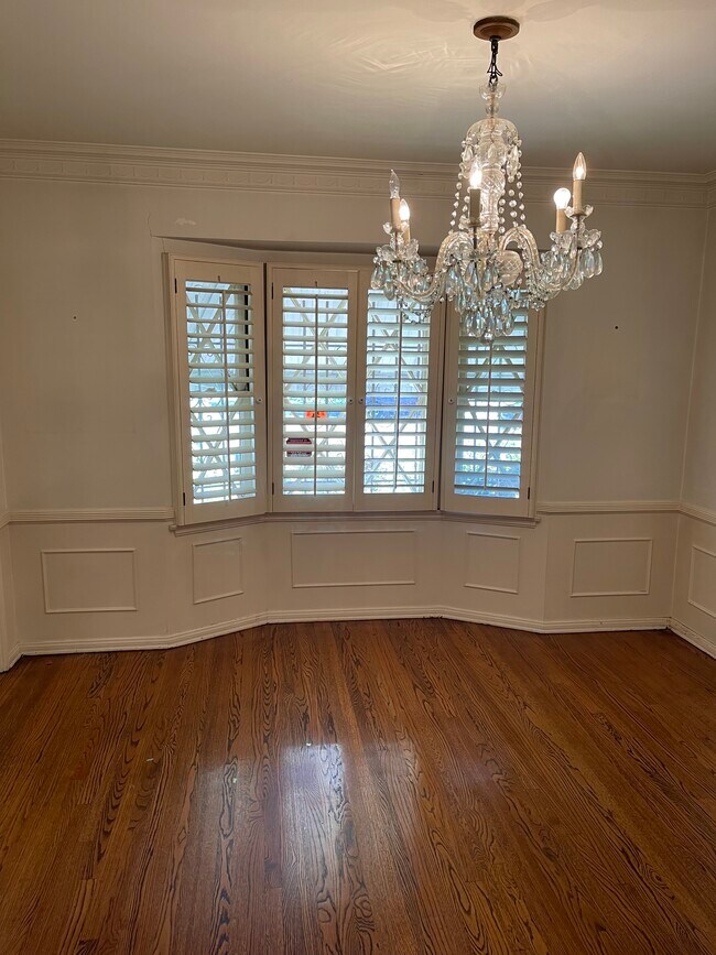 Foto del edificio - 9607 Cresta Dr
