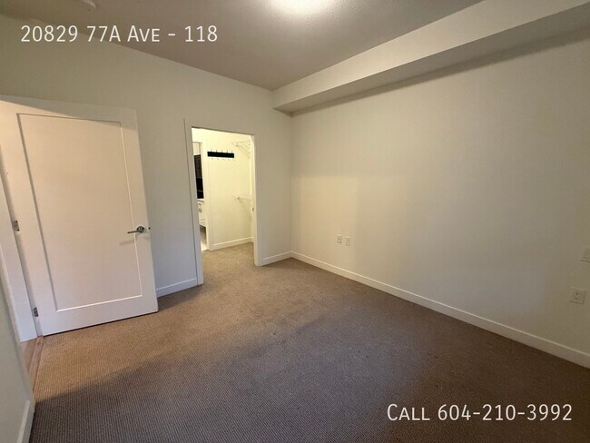 Building Photo - Desirable Condo in Willoughby Heights