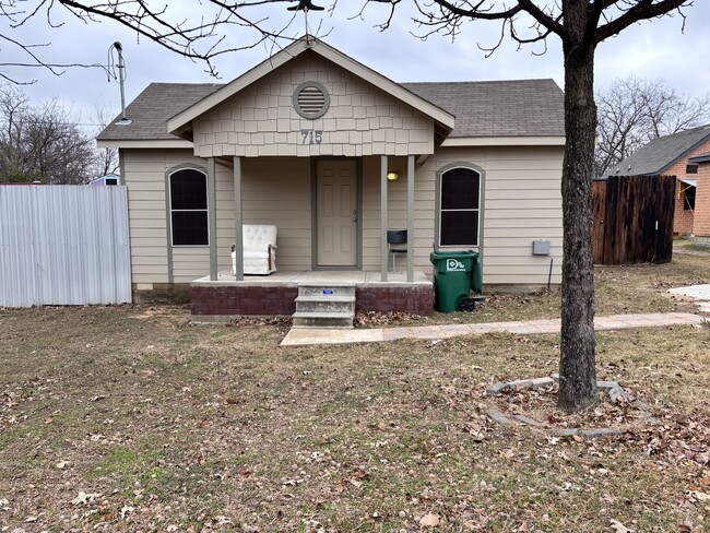 Foto del edificio - 715 Hill Alley St