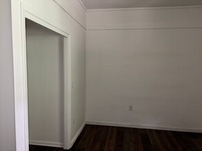 Building Photo - 114 Ponce De Leon
