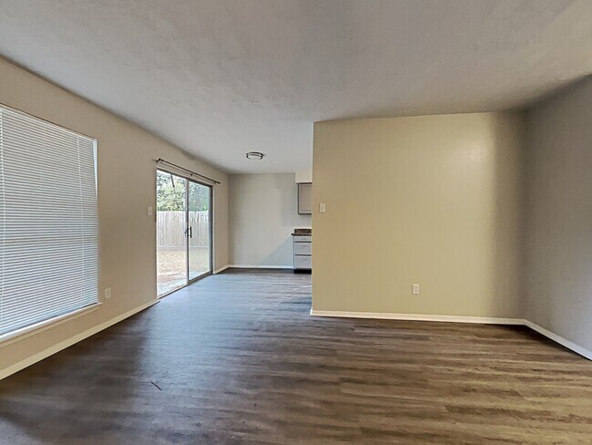 Foto del edificio - 1321 N 7th St