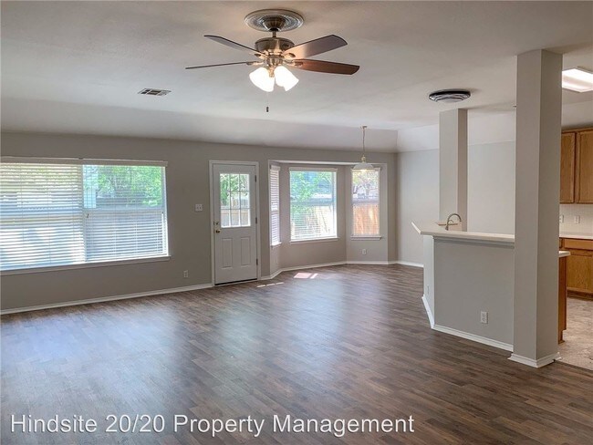 Building Photo - 3 br, 2 bath House - 2609 Glenwood Trail