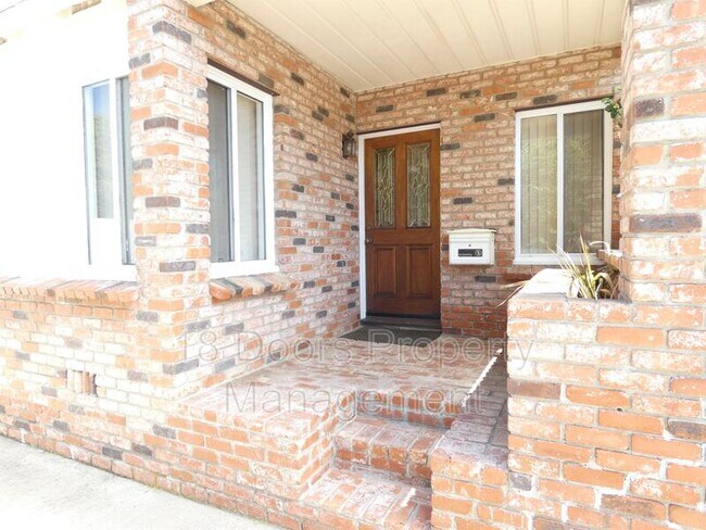 Building Photo - 4686 Granger St