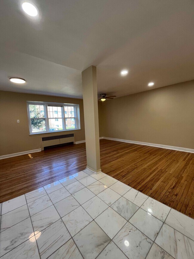 bright living area - 2444 N 50th St