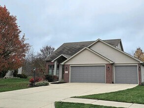 Building Photo - 8401 Backwater Dr