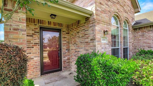 Building Photo - 109 Hackberry Trail