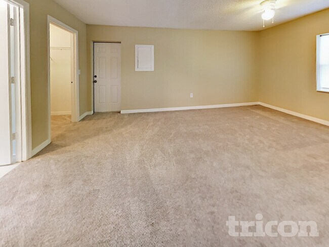 Foto del edificio - 5360 Alhambra Way S