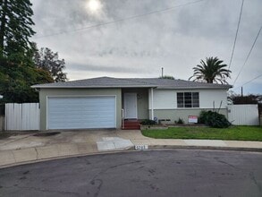 Building Photo - 5703 58th Pl