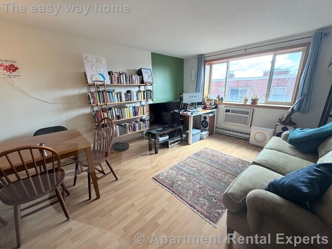 Photo - 94 Beacon St Apartment