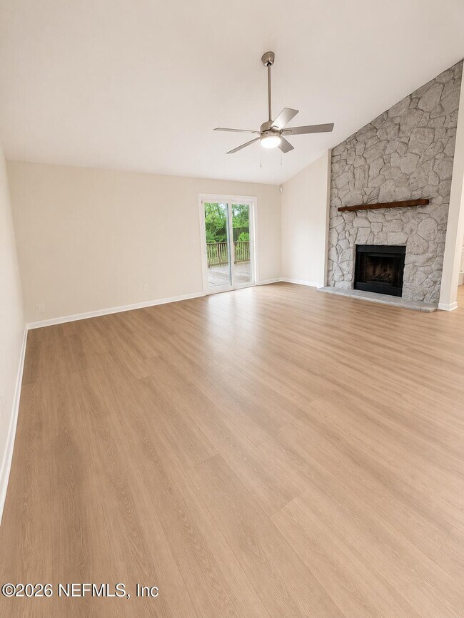 Foto del edificio - 11729 Wattle Tree Rd N